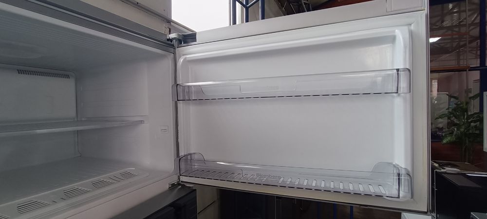 Холодильник Blomberg