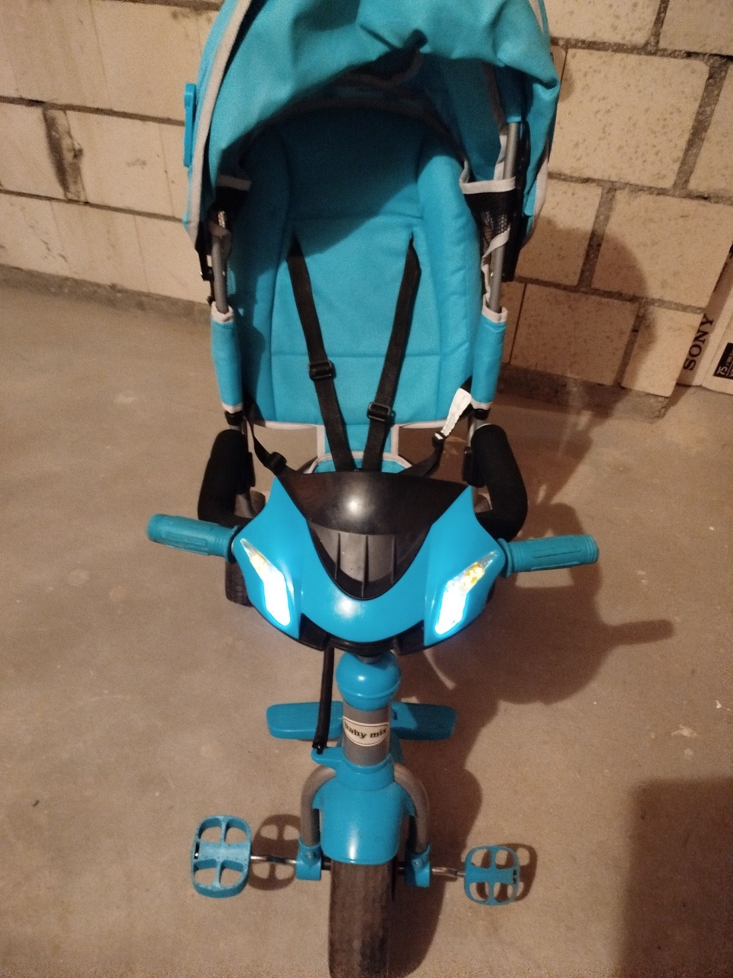 Sprzedam rowerek trójkołowy Lux Trike