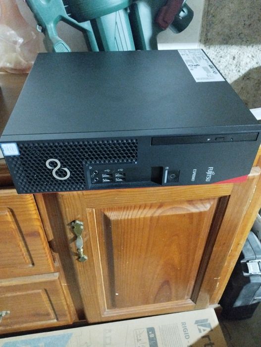 Fujitsu D538 i7 16gb