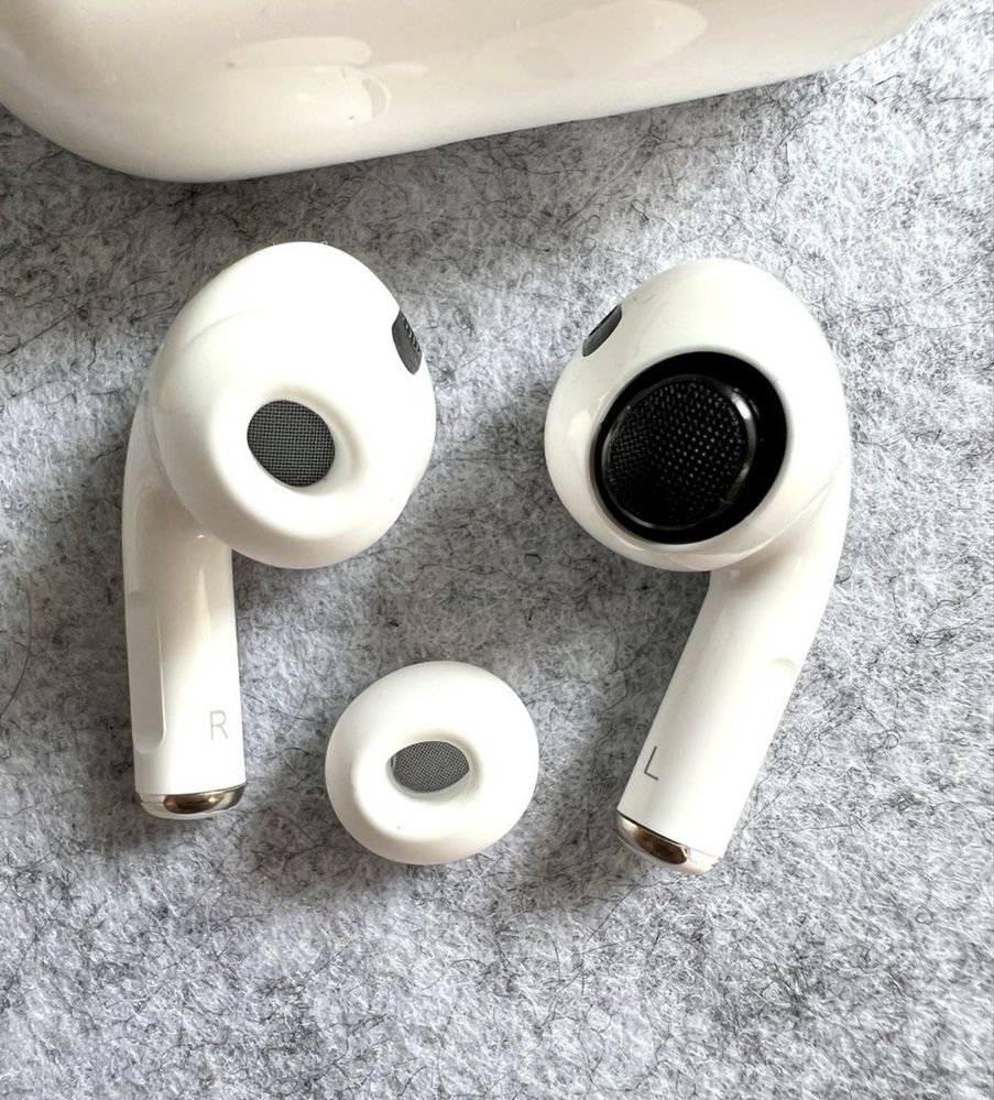 OKAZJA AirPods Pro NOWE - Gwarancja na rok - Airpods do iphone rn. 2 3