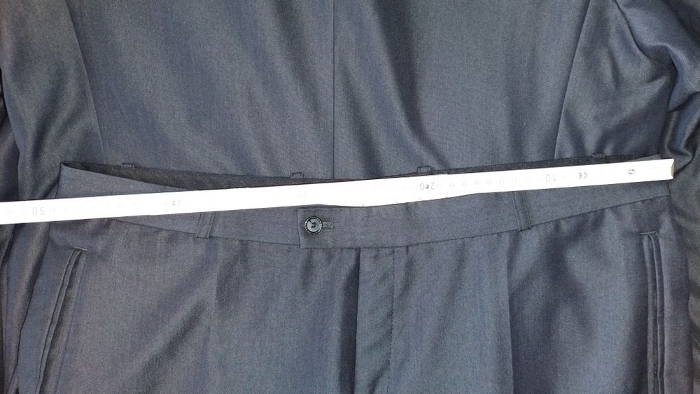 Garnitur Ferrano r. 54 (176) wełna+ jedwab