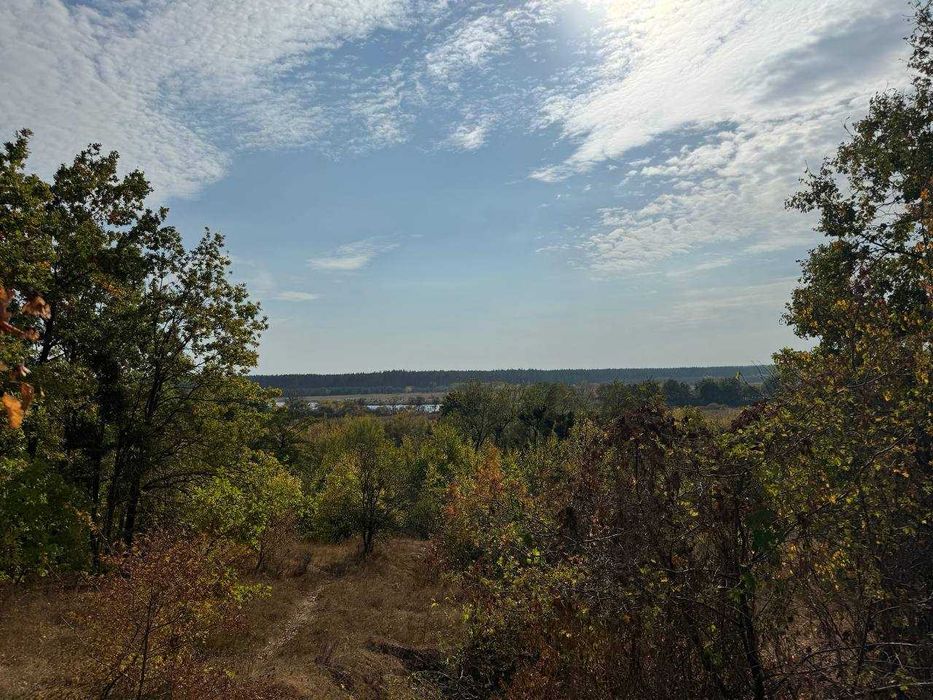 Продам земельный участок 6 соток с подвальным помещением Змиев