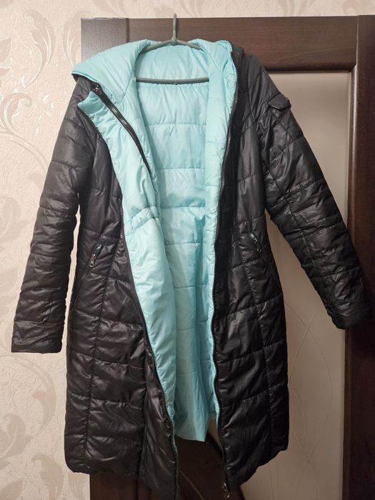 пуховік для вагітних куртка M
двосторонній чорний/м'ята
розм M 46-48р
