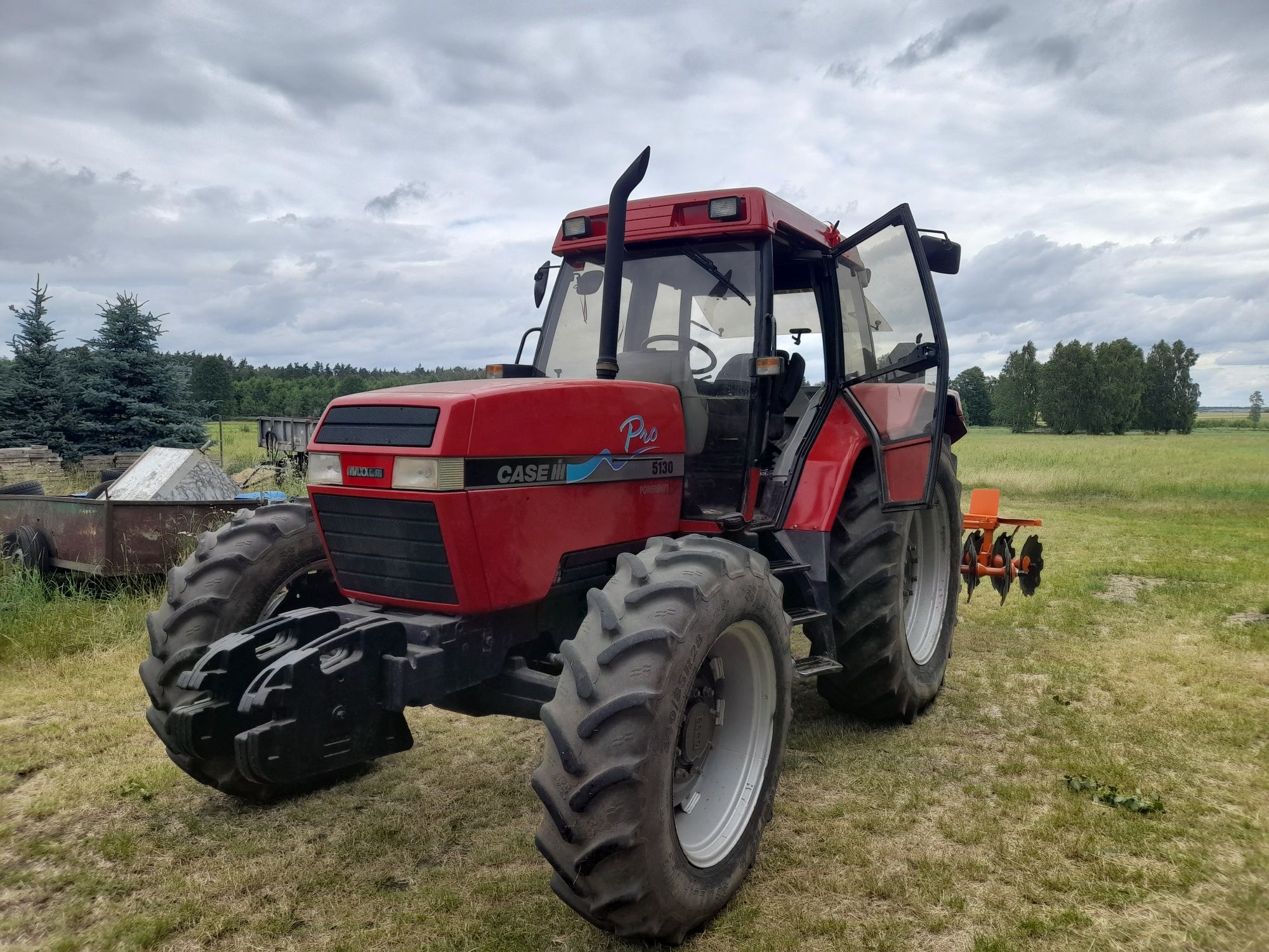 Case model 5130.