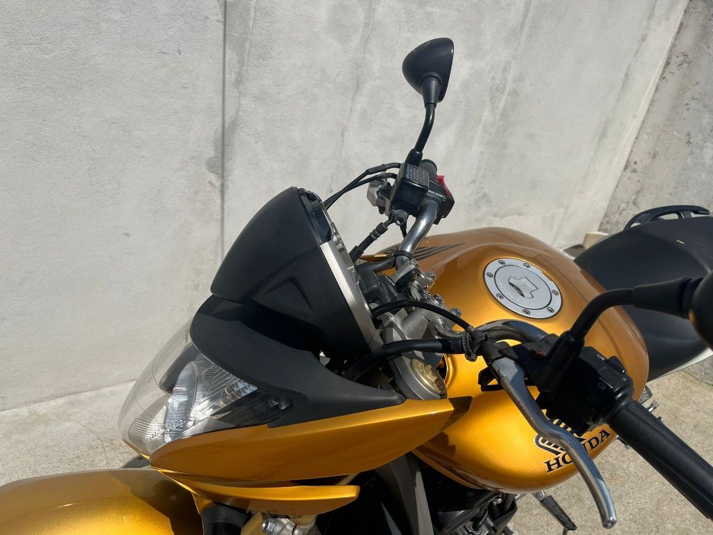 Honda hornet 600