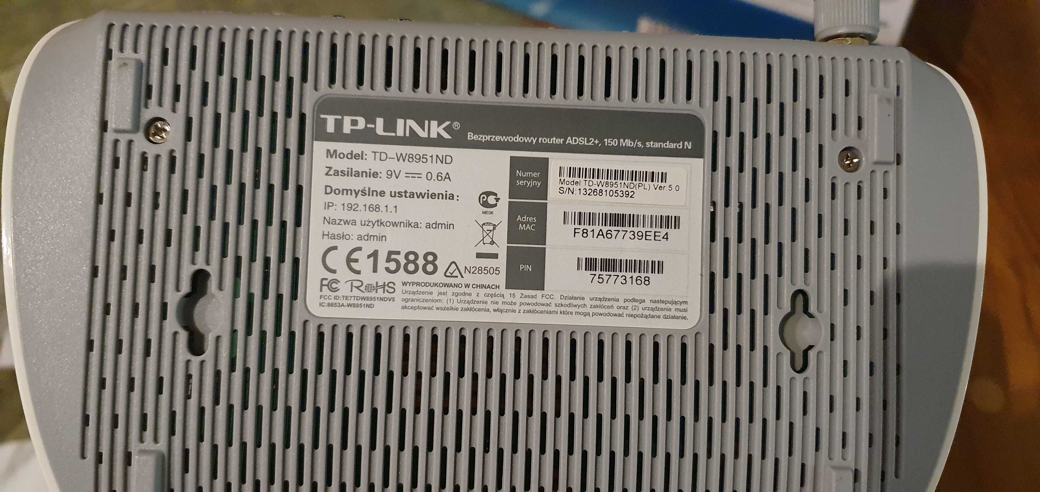 Router TP-LINK       .