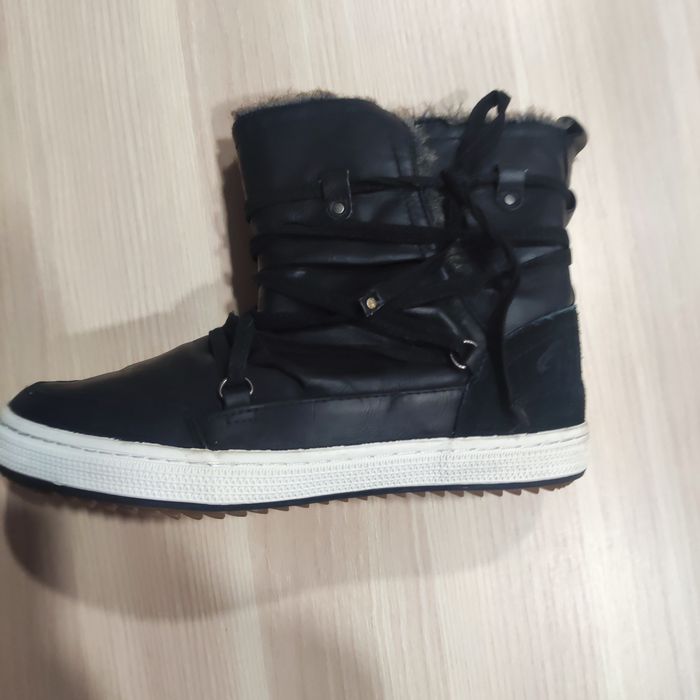 Жіночі теплі чобітки