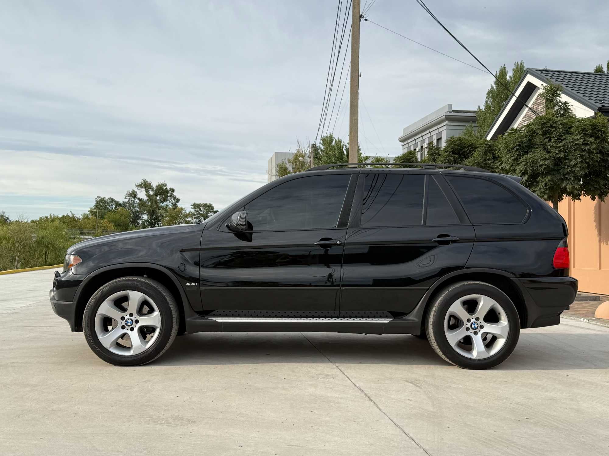 Продам BMW X5 E53, в Идеальном состоянии, в Максимальной комплектации.