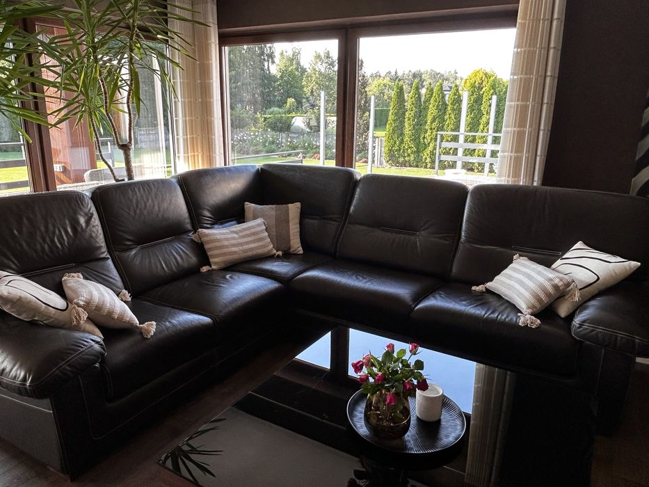 Rogówka skórzana z funkcja spania