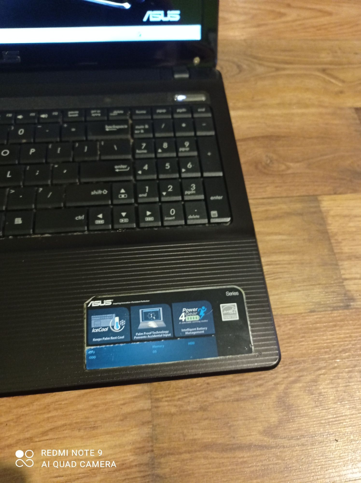 Świetny Laptop LENOVO super stan