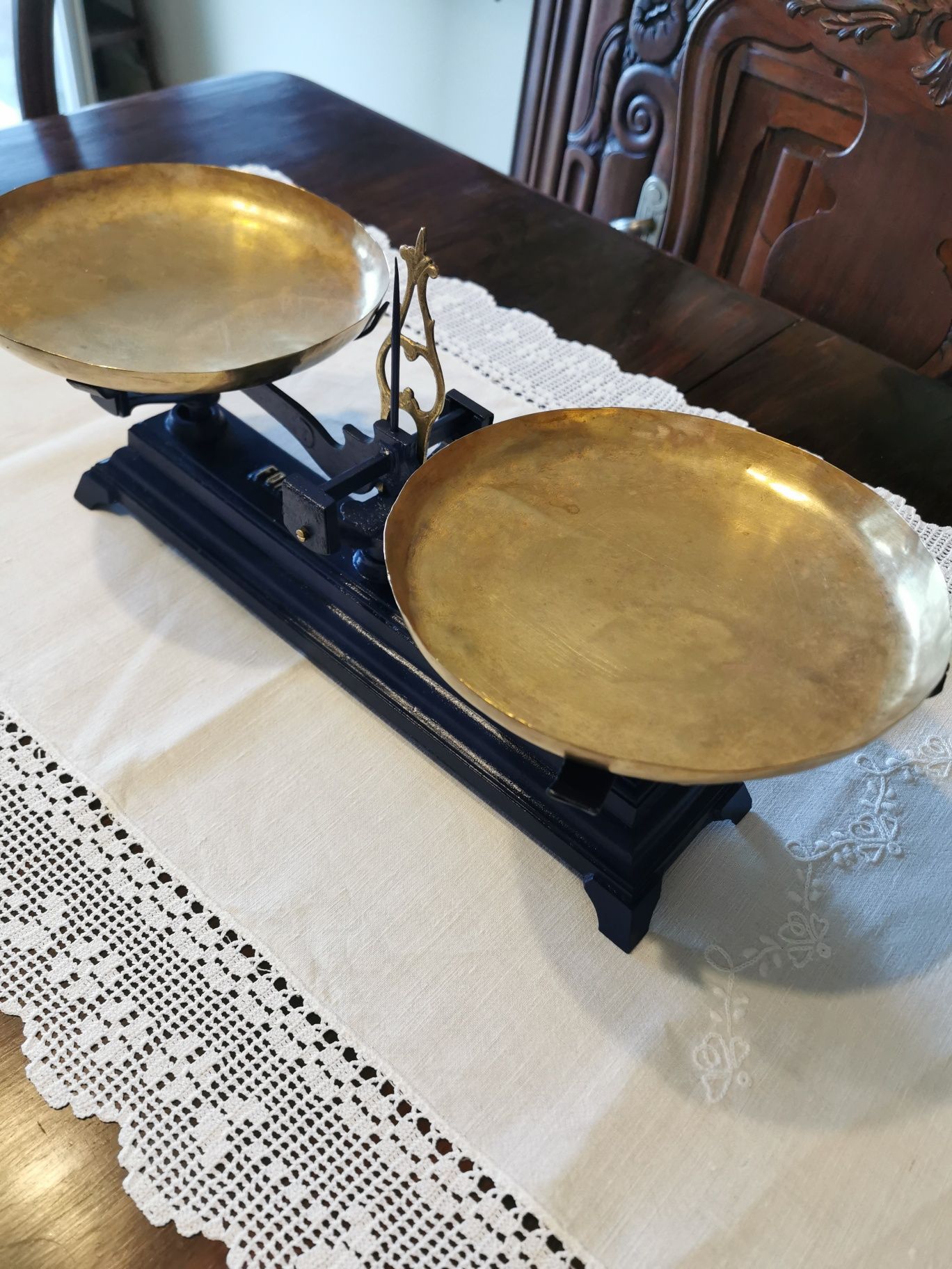Balança antiga restaurada