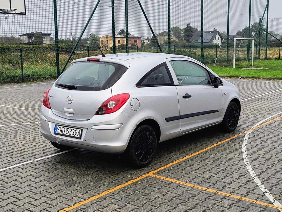 Opel Corsa D 1.0 Benzyna Klimatyzacja