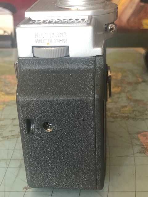 Maquina de filmar vintage, marca Jelco Automatic 8, antiquíssima