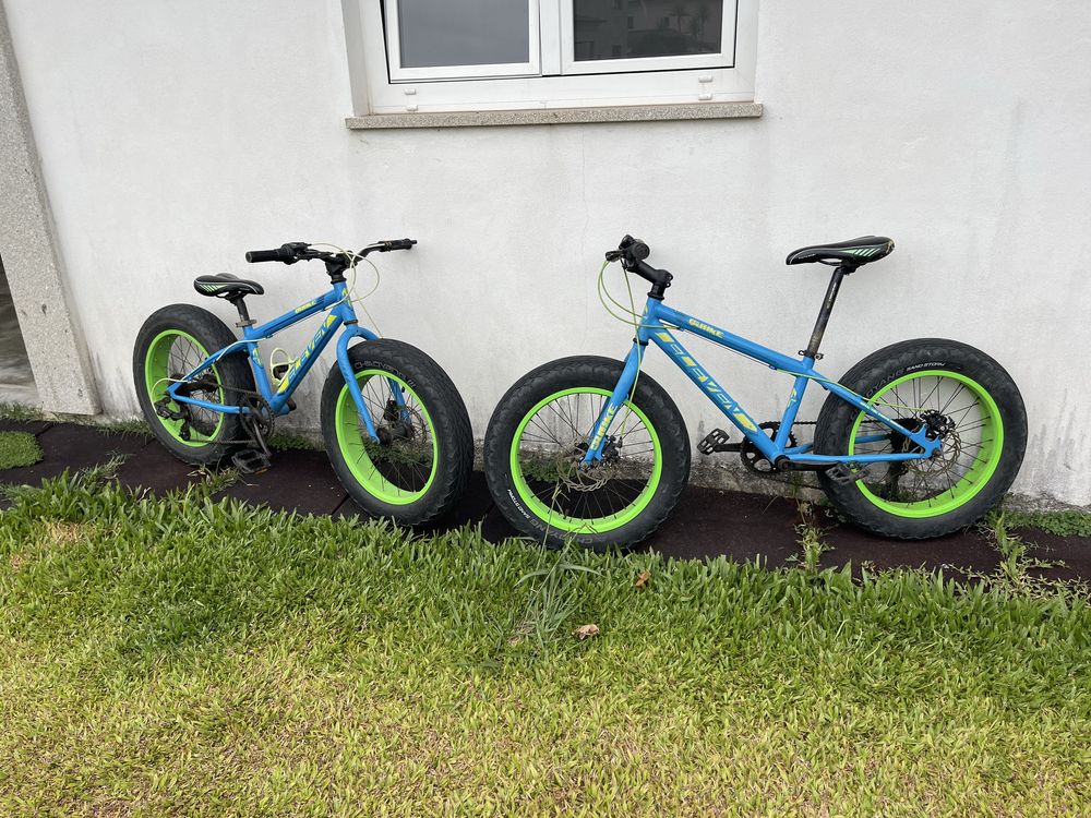 Fat bike , par ( gemeos )