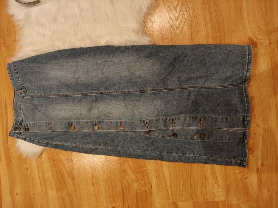 Długa spódnica dżinsowa