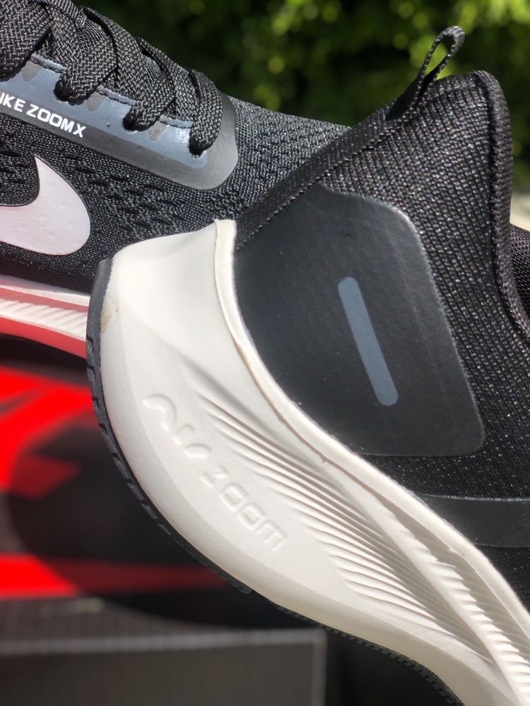кросівки Nike air zoom X