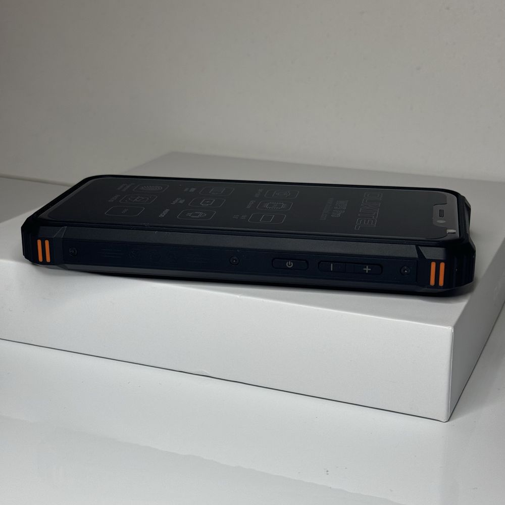 Новий телефон / Смартфон OUKITEL WP5 Pro 4/64GB Orange