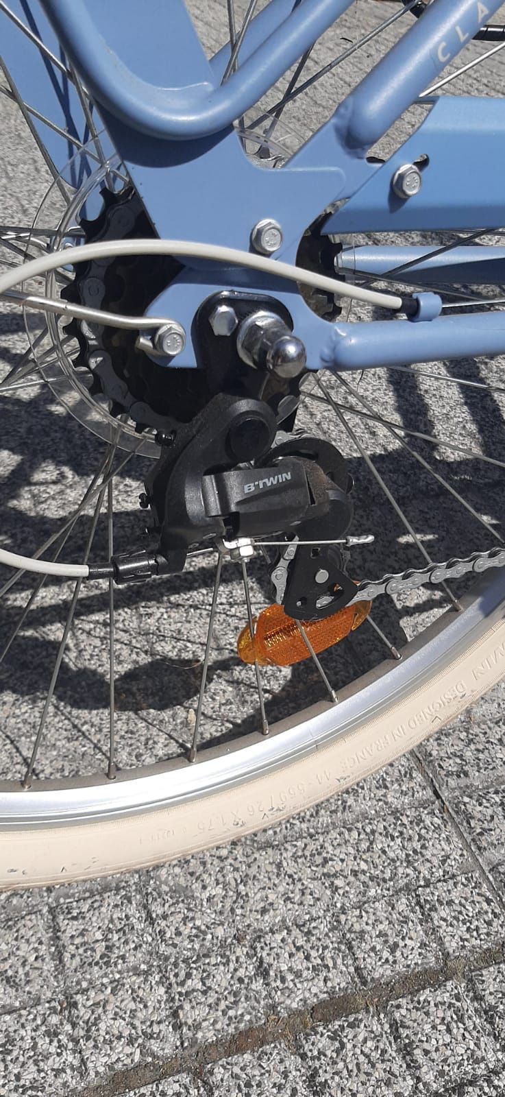 Bicicleta Decathlon Elops
BICICLETA DE CIDADE ELOPS
