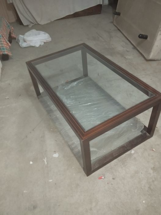 Mesa de centro em vidro ( SALDO)
