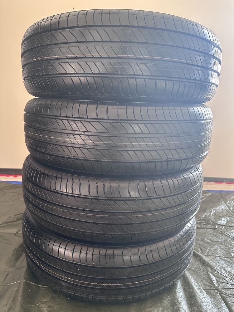 Nowe opony letnie 215/65/17 Michelin