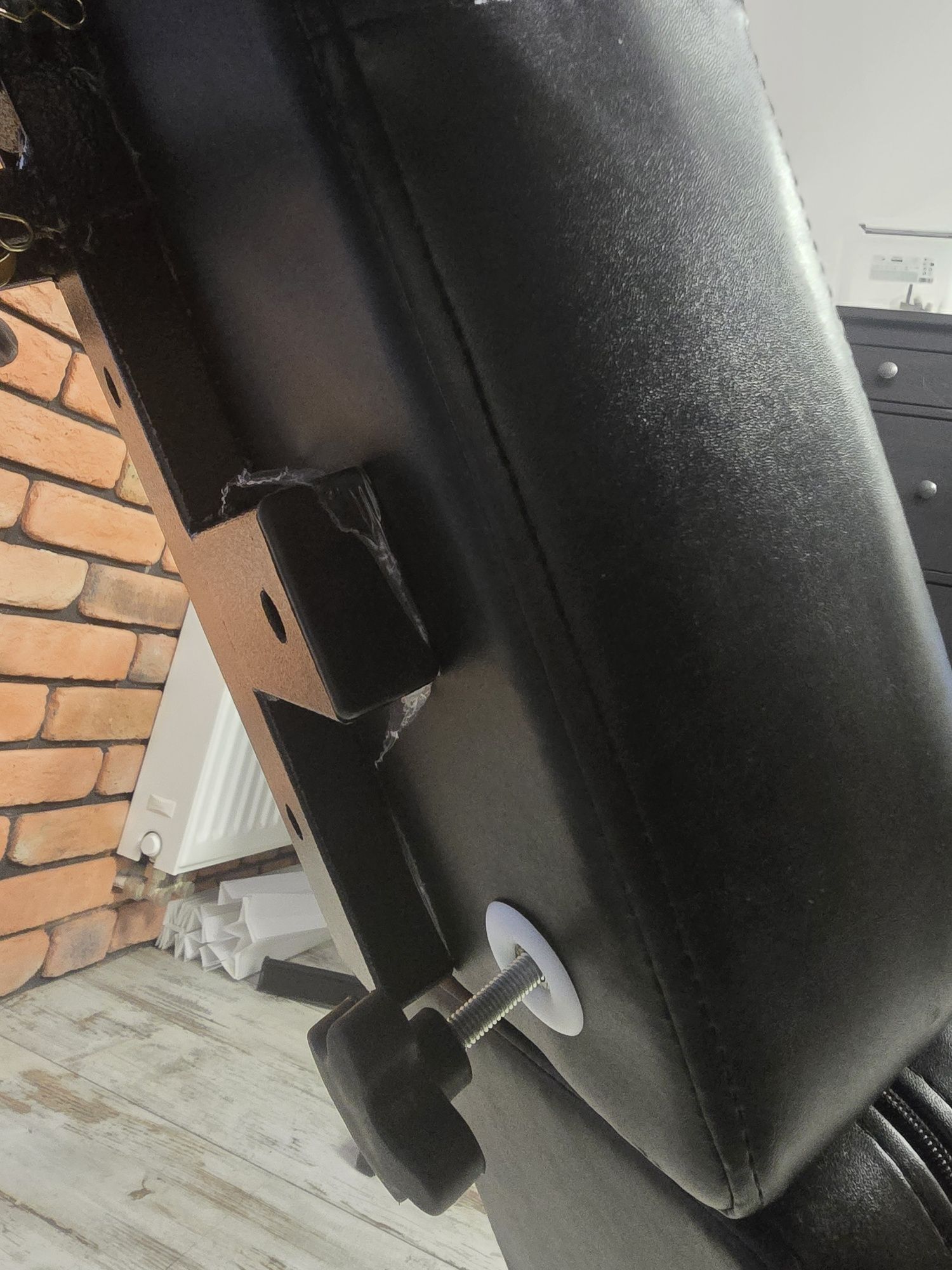 Fotel hydrauliczny do studia tatuażu