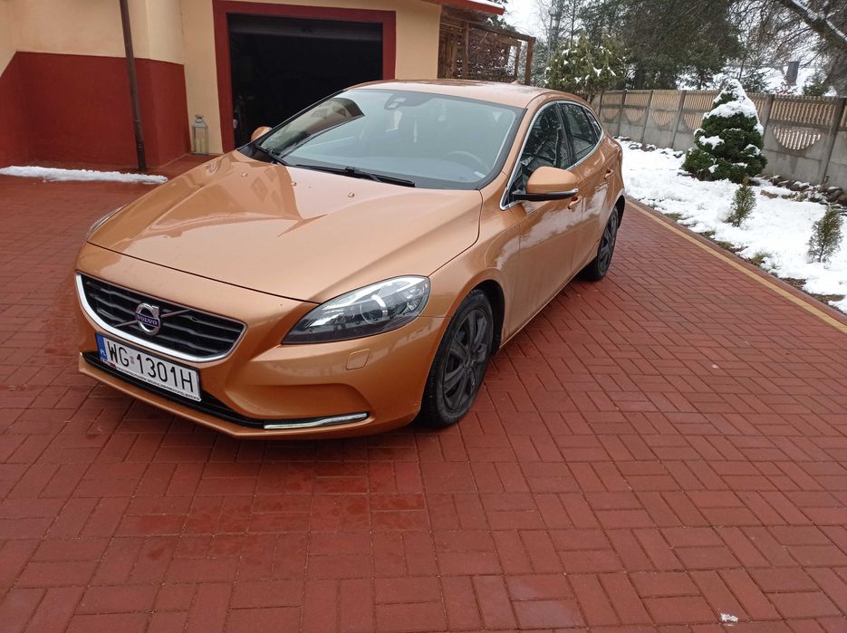 Volvo V40 D2 2013