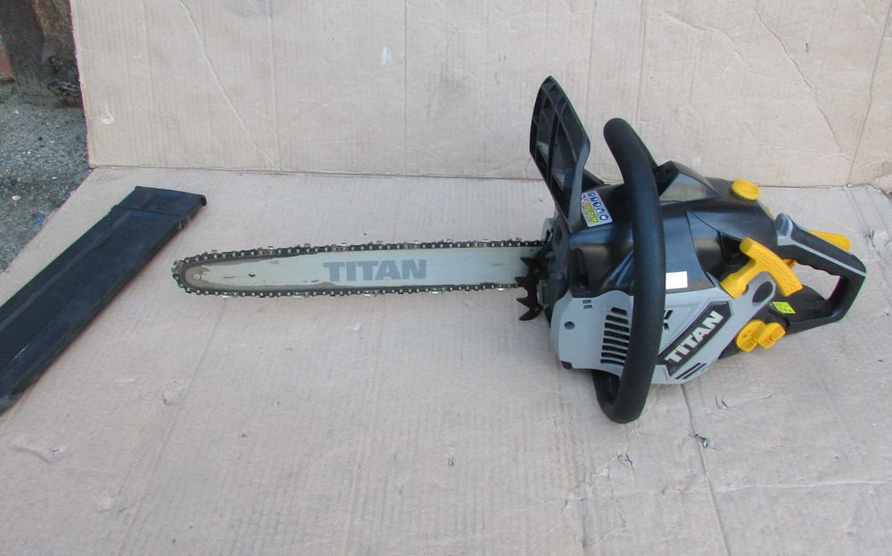 Бензопила, пила бензинова, цепная пила TITAN 40см. 40.1 см3 (з Англії