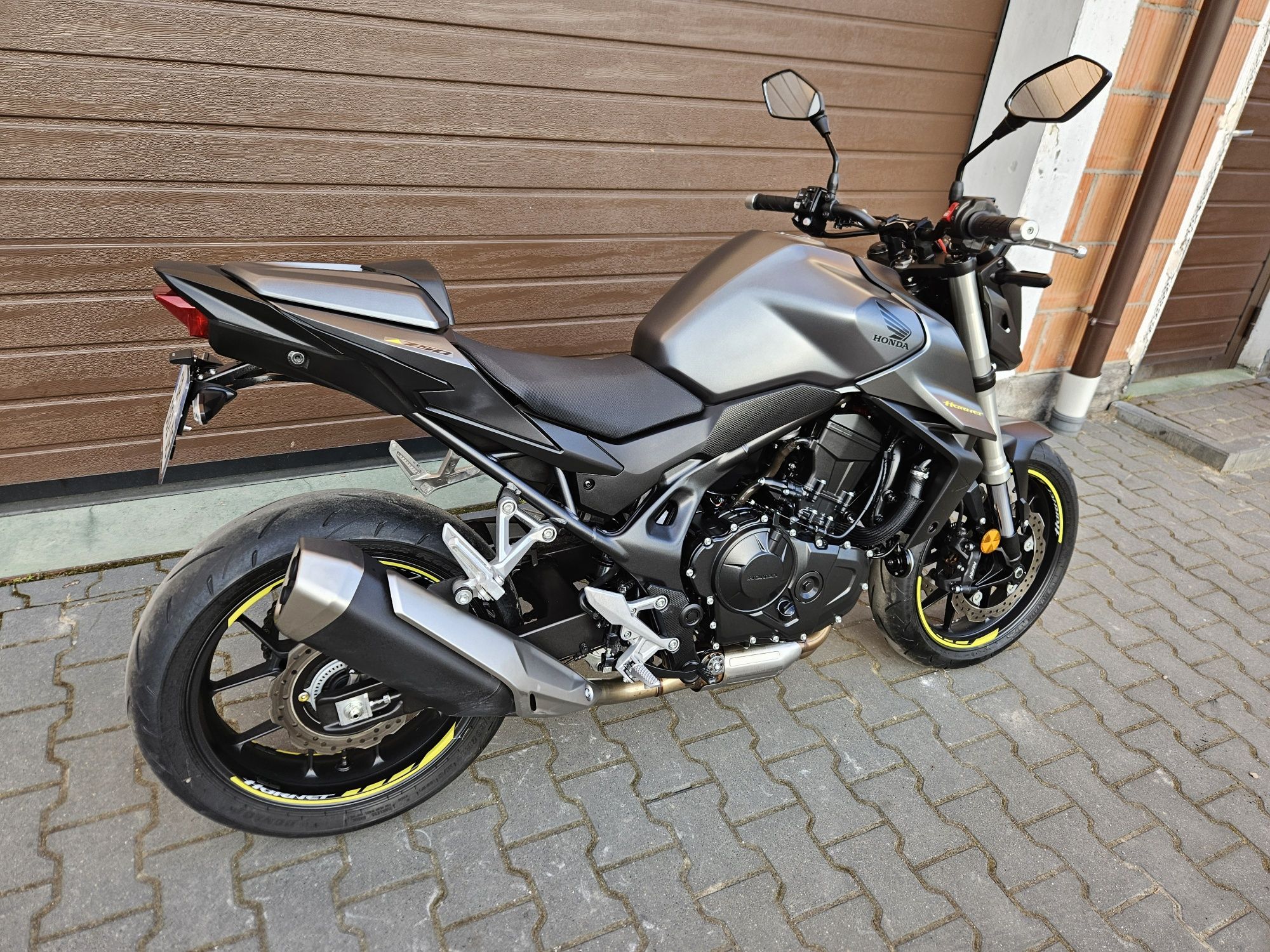 Honda Hornet 750 / 2023 - 3,5 tys.k.