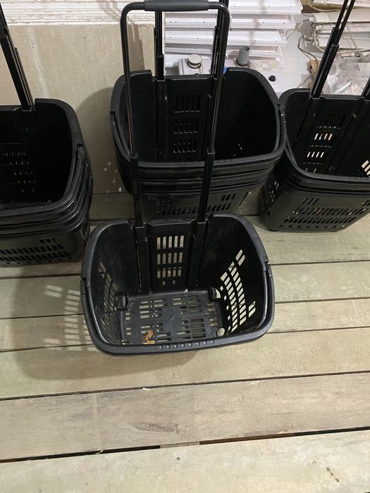 Sprzedam koszyki wózki sklepowe