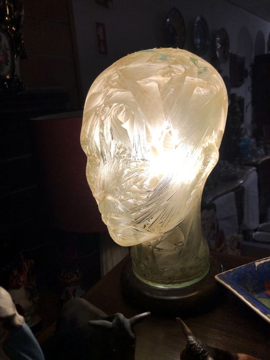 Candeeiro forna de cabeça