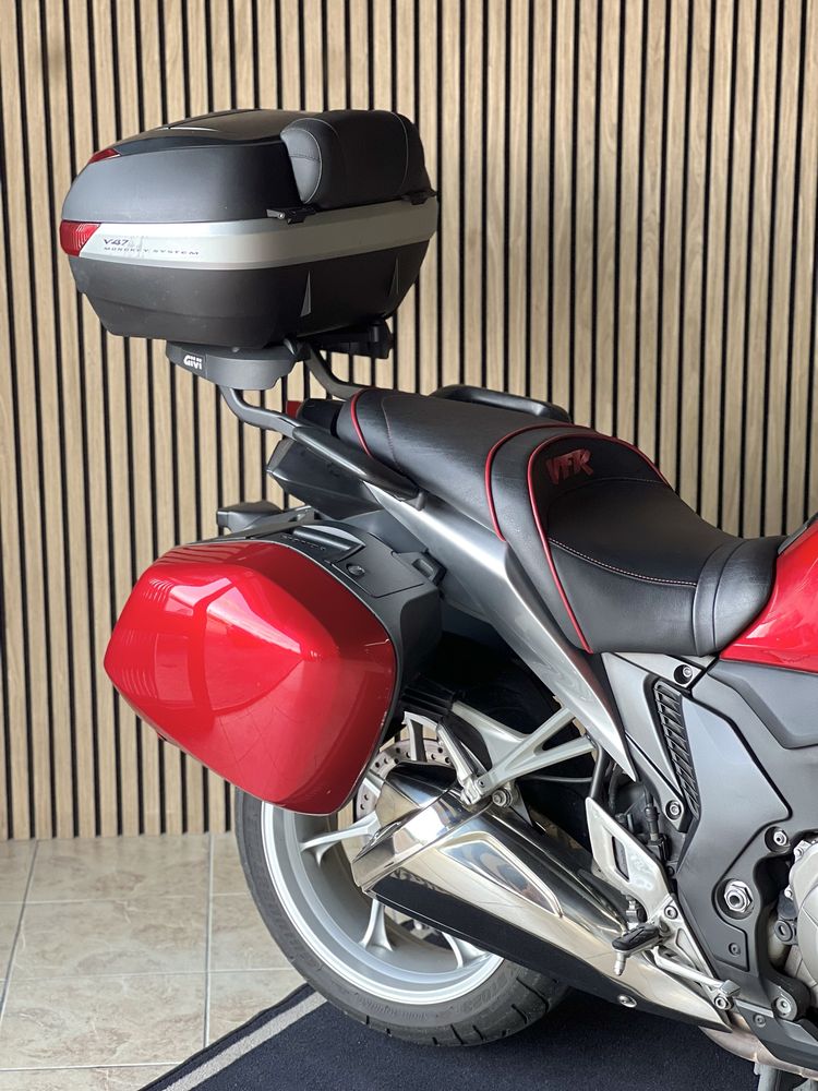 Honda VFR 1200 Ano 2010