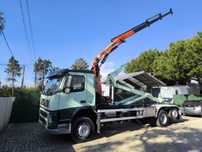 Camião 26T ampliroll grua volvo fm340 125mKms 2007 caixa auto