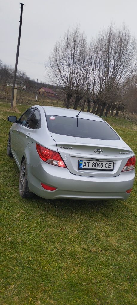 Hyundai Accent; 1.6 газ/бенз; хюндай акцент;