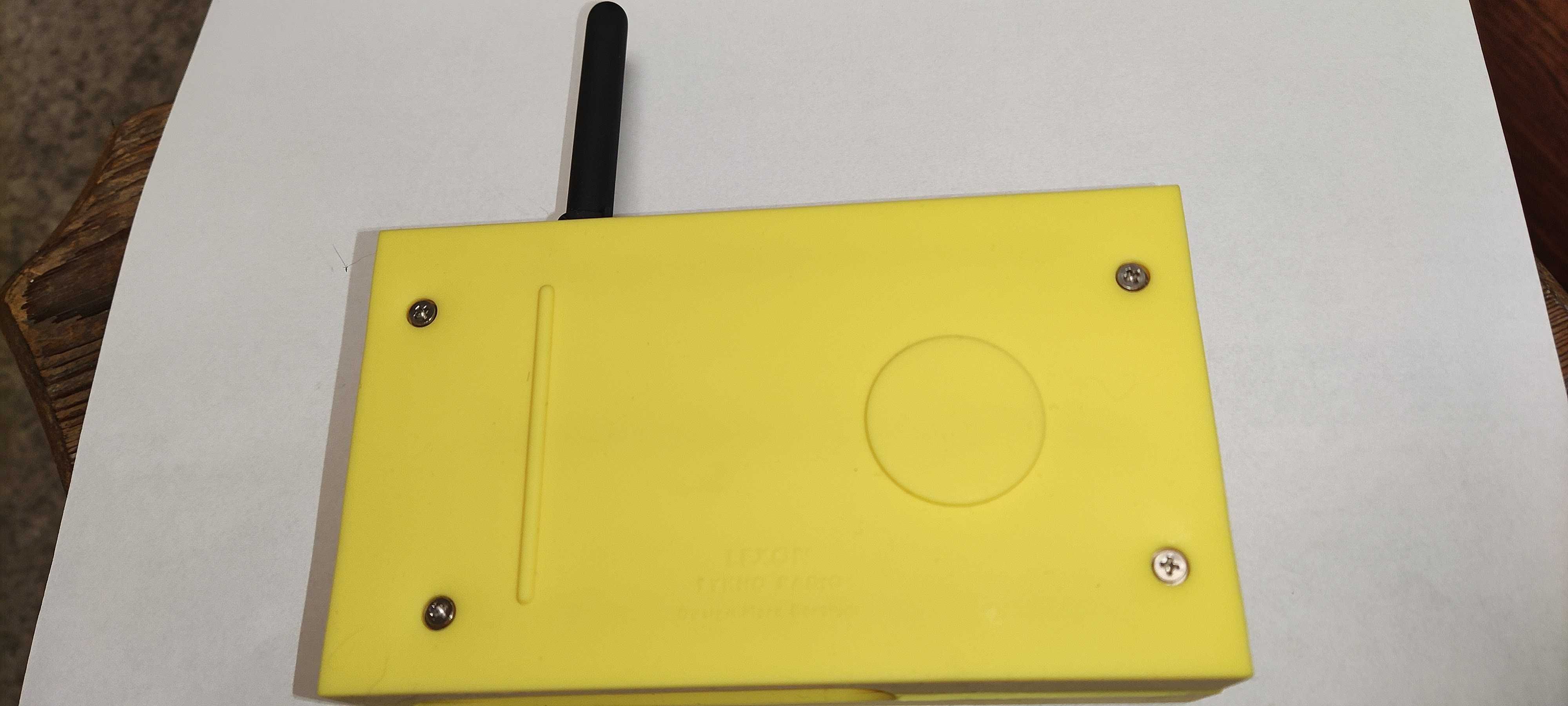 Nowe Silikonowe Radio LEXON Design (Tykho) LA 42