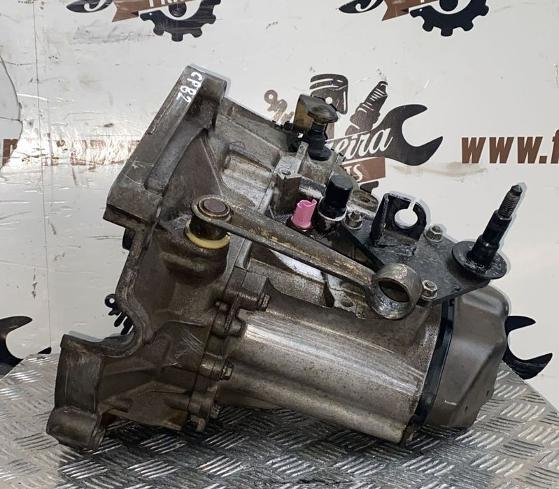 CAIXA DE VELOCIDADES PEUGEOT 206 1.4I REF: 20CP82