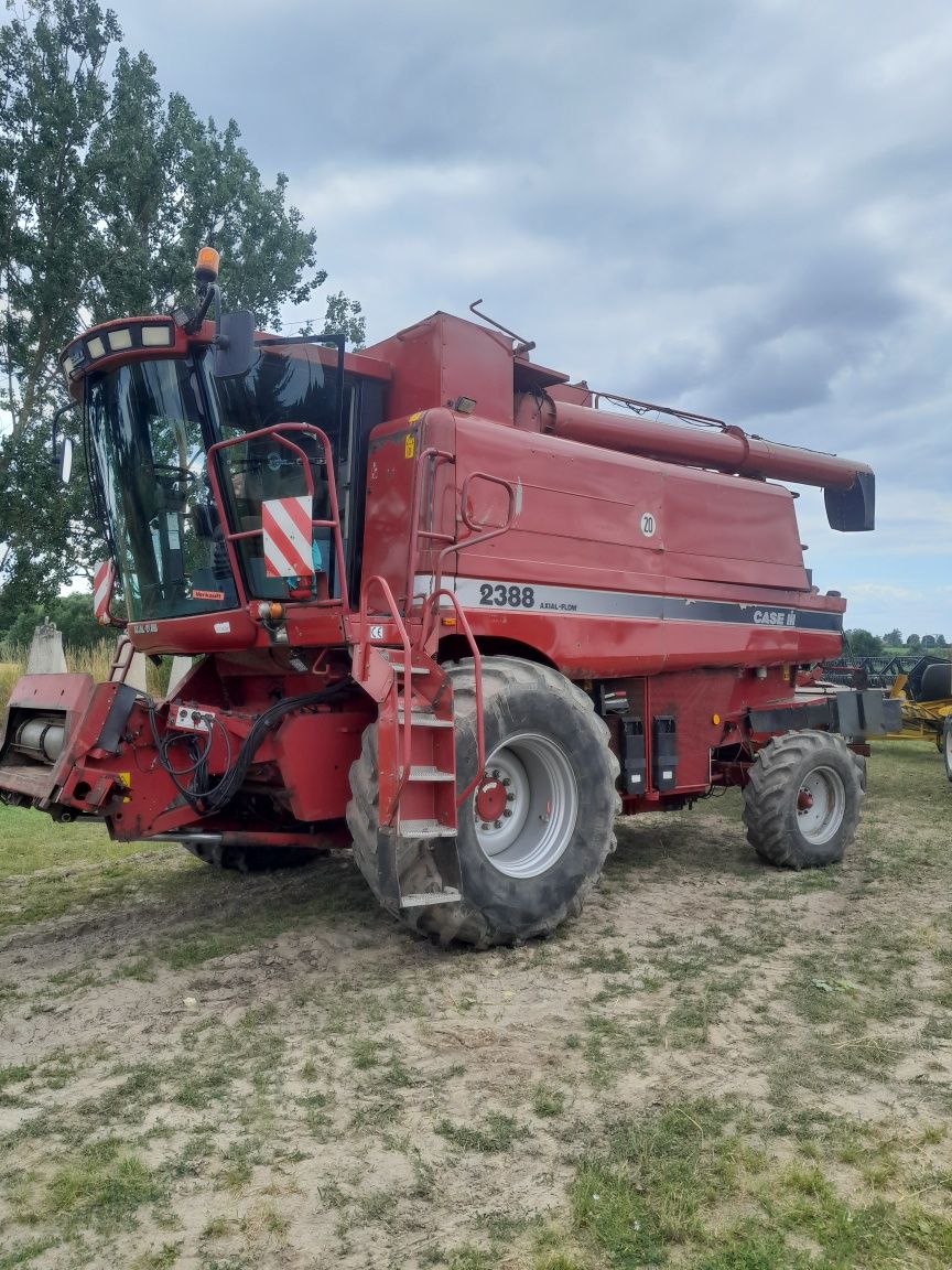 Kombajn Case 2388