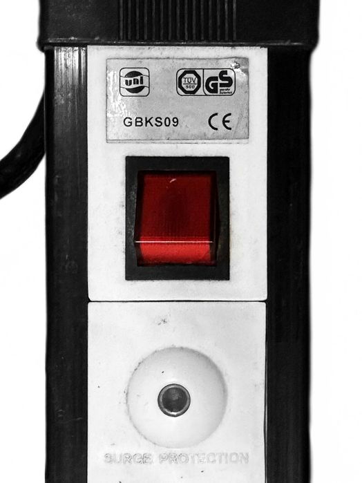 Régua de tomadas de 9 saídas