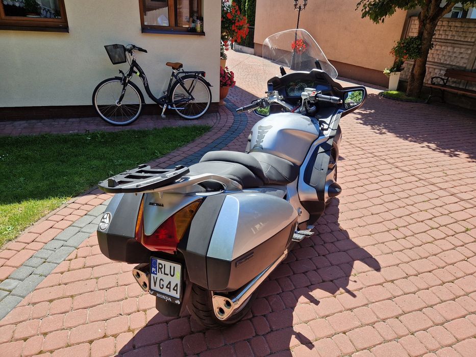 Sprzedam Honda st 1300