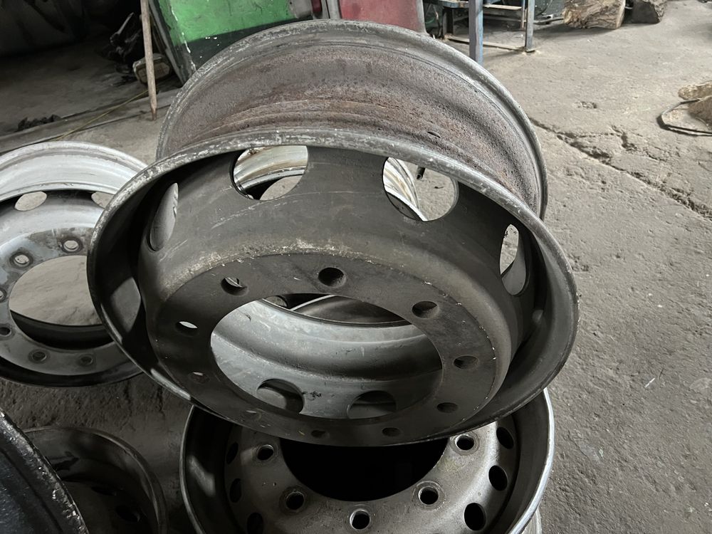 Диск вантажний R22,5