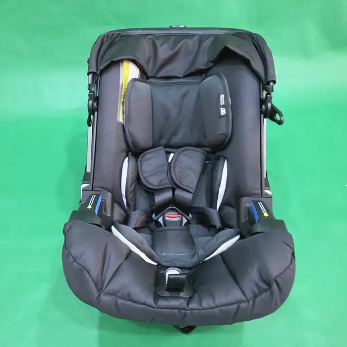 Дитяча Коляска - автокрісло з колесами 4 в 1