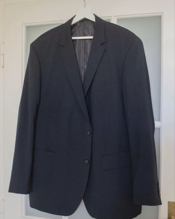 granatowy garnitur marynarka Pierre Cardin