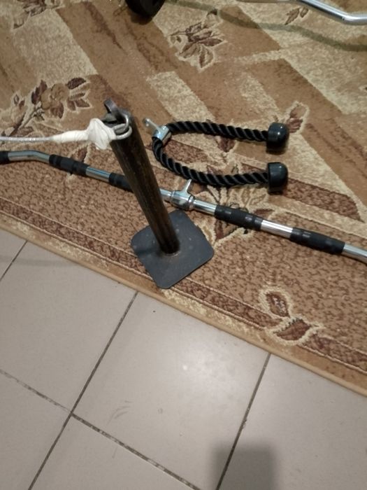 Тяга в блоке тренажёр