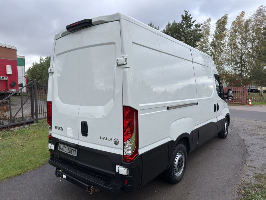 Iveco Daily 35S14 *** Sprowadzony***  Stan bardzo dobry***L2H2***