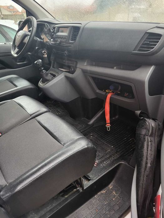 Toyota Proace Van L2 2.0D 120CV 2017 como nova