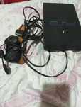 Vende se PlayStation 2