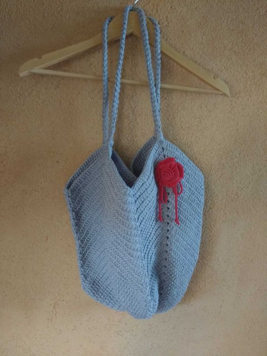 szara torebka/worek  na szydełku