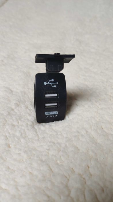 Podwójne gniazdo USB, gniazdo zasilania samochodu ABS 3,1 A łodzi Nowe