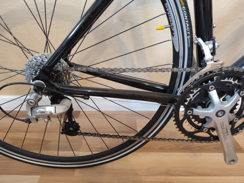 Rower szosowy Giant z prostą kierownicą rozmiar M Shimano Tiagra 3x9