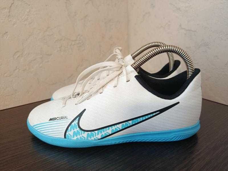 Футзалки дитячі Nike jr Mercurial vapor 15 club ic р. 36/23 см