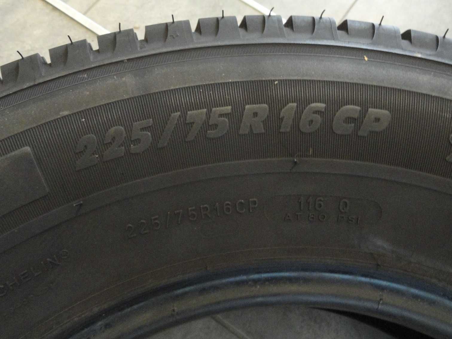 4x Michelin Agilis  225/75 R16C 116 / Q Jak Nowe